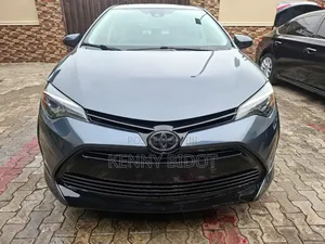 Toyota Corolla LE 4dr Sedan (1.8L 4cyl CVT) 2017 Gray