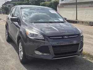 Ford Escape SE 4dr SUV (1.6L 4cyl Turbo 6A) 2015 Gray
