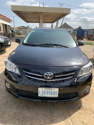 Toyota Corolla LE 4dr Sedan (1.8L 4cyl 4A) 2010 Black