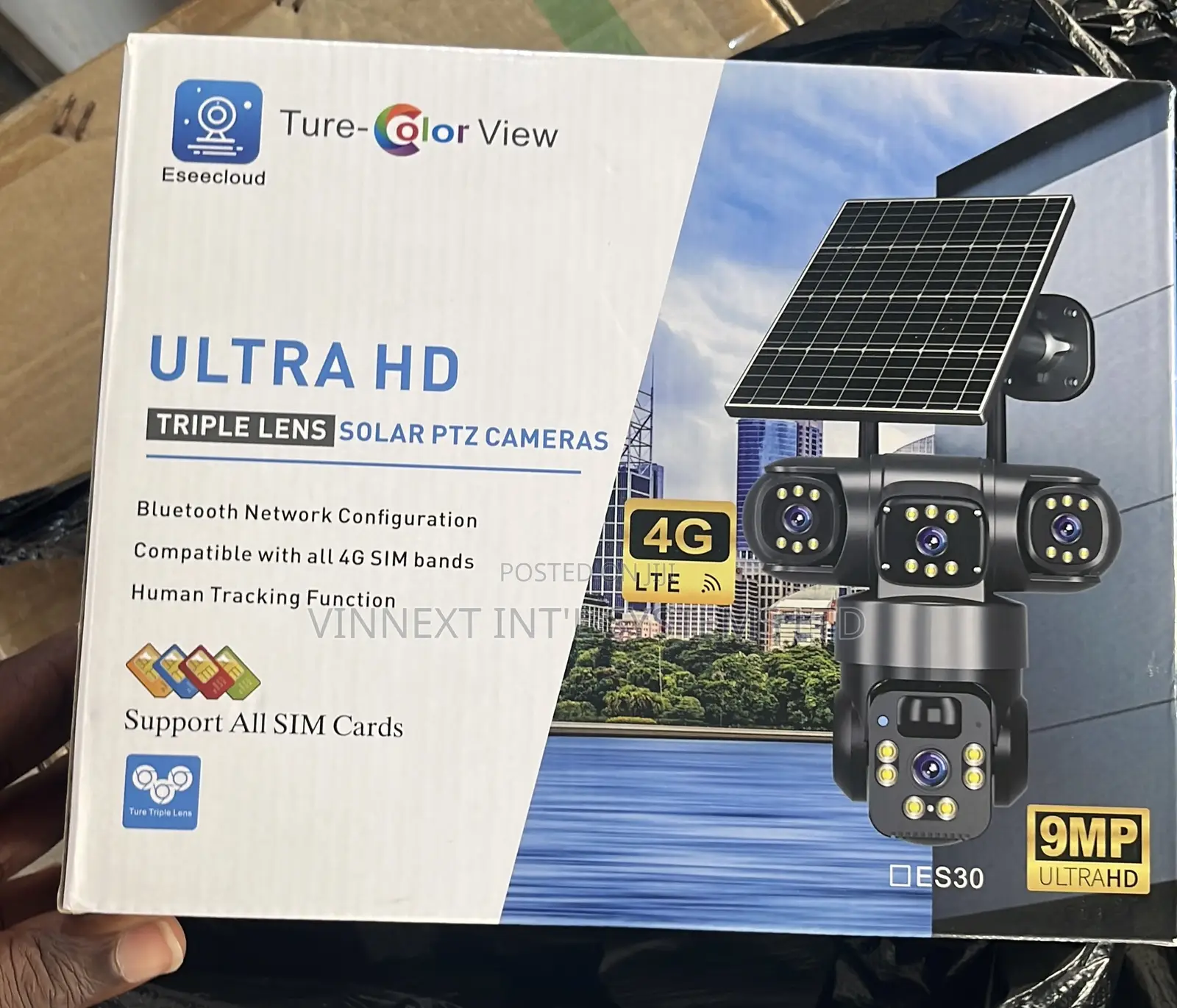 Eseecloud 9mp Ultra Hd Triple Lens Solar PTZ Camera.