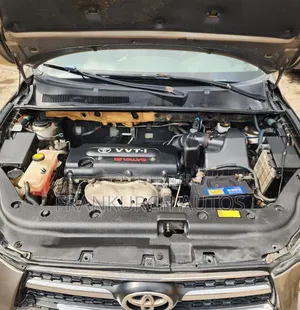 Toyota RAV4 2010
