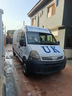 Nissan Caravan (Urvan) 2014 White