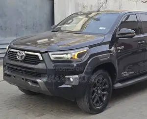 Toyota Hilux 2022 Black