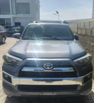 Toyota 4-Runner SR5 2WD 2010 Gray