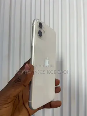Apple iPhone 11 64 GB White