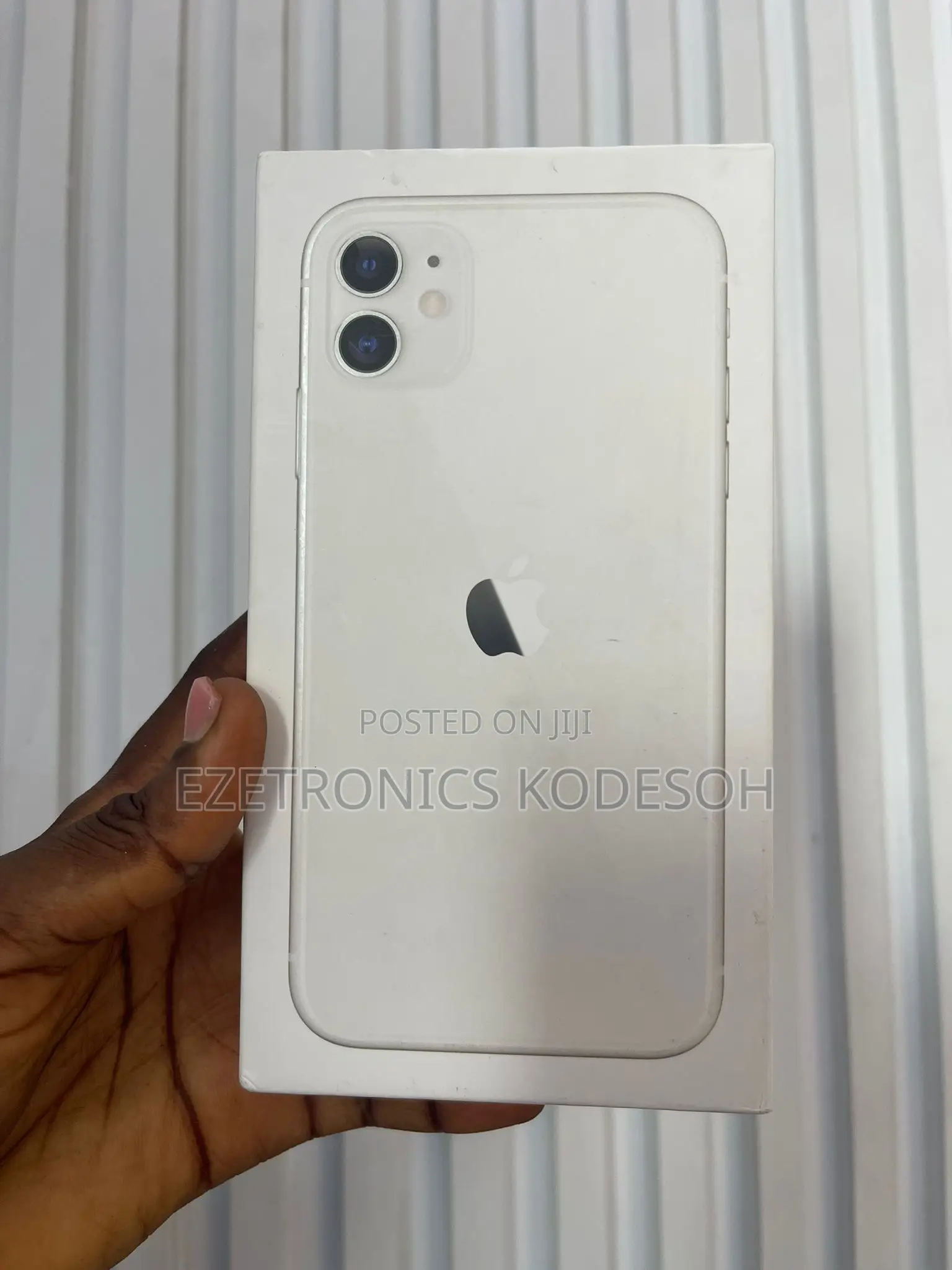 Apple iPhone 11 64 GB White
