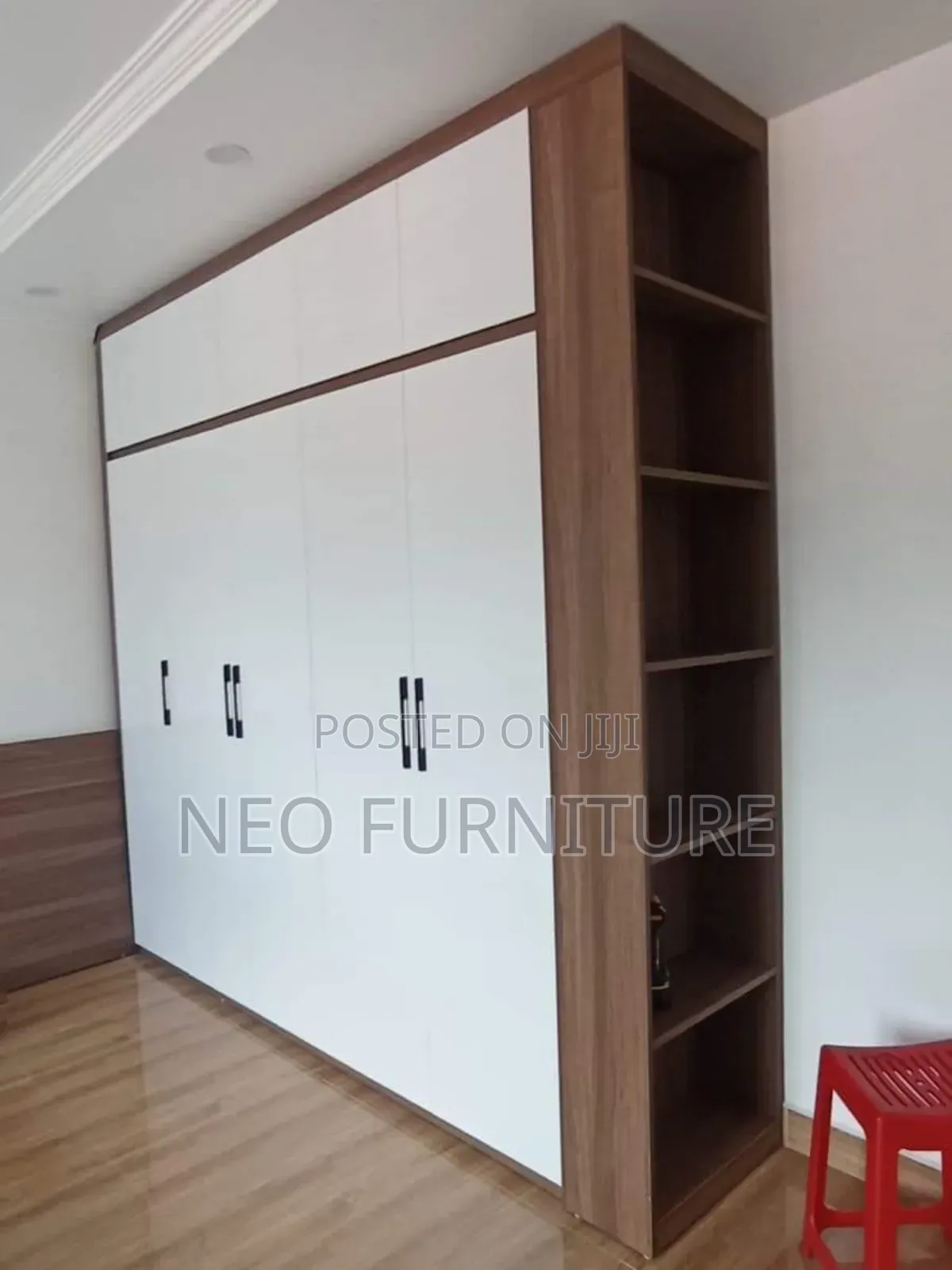 Executive Full Wall Wardrobe