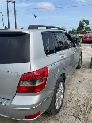 Mercedes-Benz GLK-Class 2012 Silver