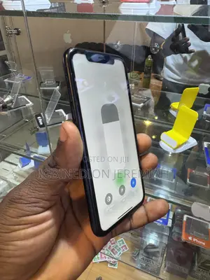 Apple iPhone XR 64 GB Black
