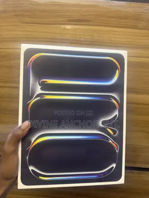 New Apple iPad Pro 13 (2025) 256 GB Black
