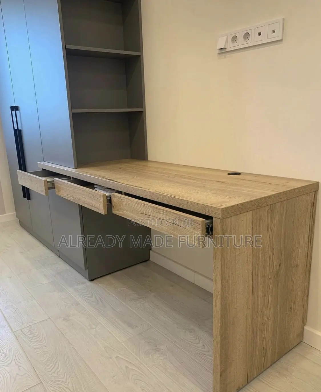 Wardrobe Stand