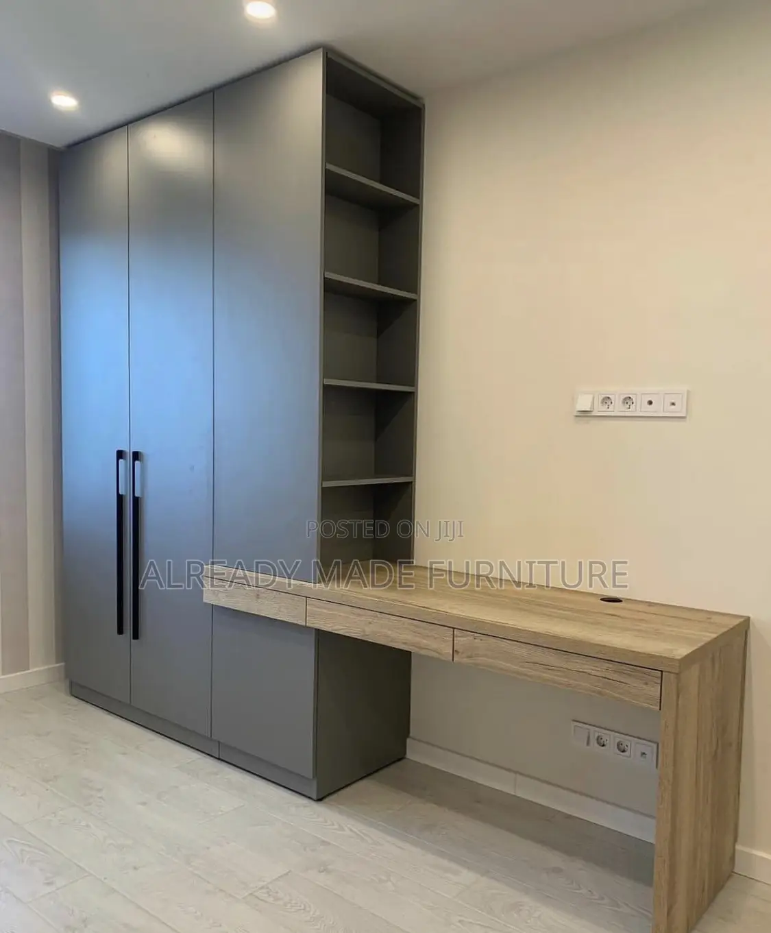 Wardrobe Stand