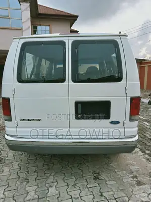 Ford E350 2007 White