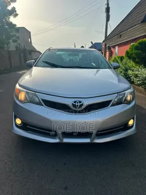 Toyota Camry 2014 Silver