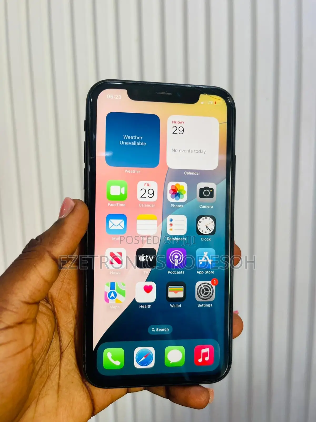 Apple iPhone XR 64 GB Black