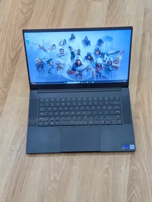 New Laptop Razer Blade 32GB Intel Core i7 SSD 512GB