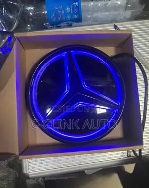 Mercedes-Benz Logo With Light