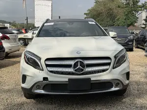 Mercedes-Benz GLA-Class 2017 White
