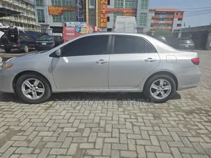 Toyota Corolla 2013 Silver