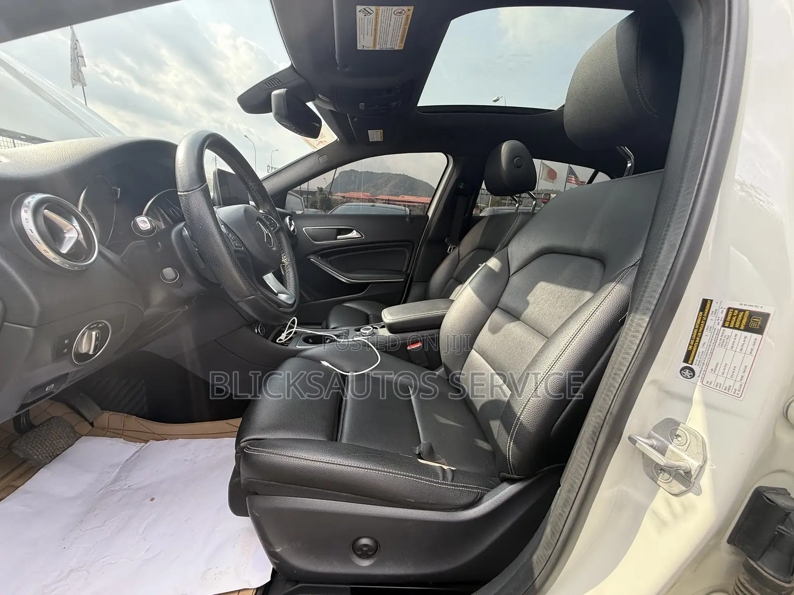 Mercedes-Benz GLA-Class 2017 White
