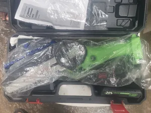 Saker 20v Cordless Mini Chainsaw With 2 Batteries