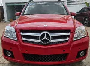 Mercedes-Benz GLK-Class 2010 Red