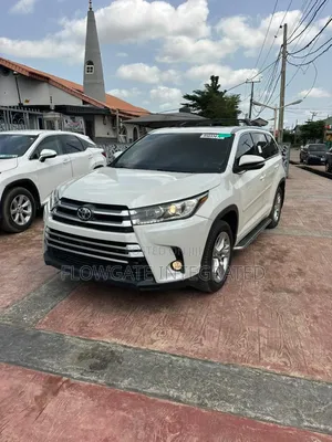 Toyota Highlander Limited 4x4 V6 (3.5L 6cyl 8A) 2017 White