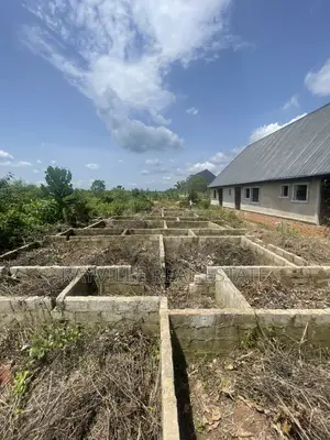 1bdrm Block of Flats in Benin City for sale