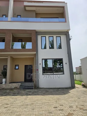 4bdrm Duplex in Jabi for rent