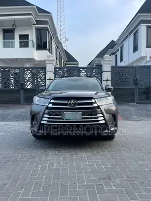 2018 Toyota Highlander Lagos Rental