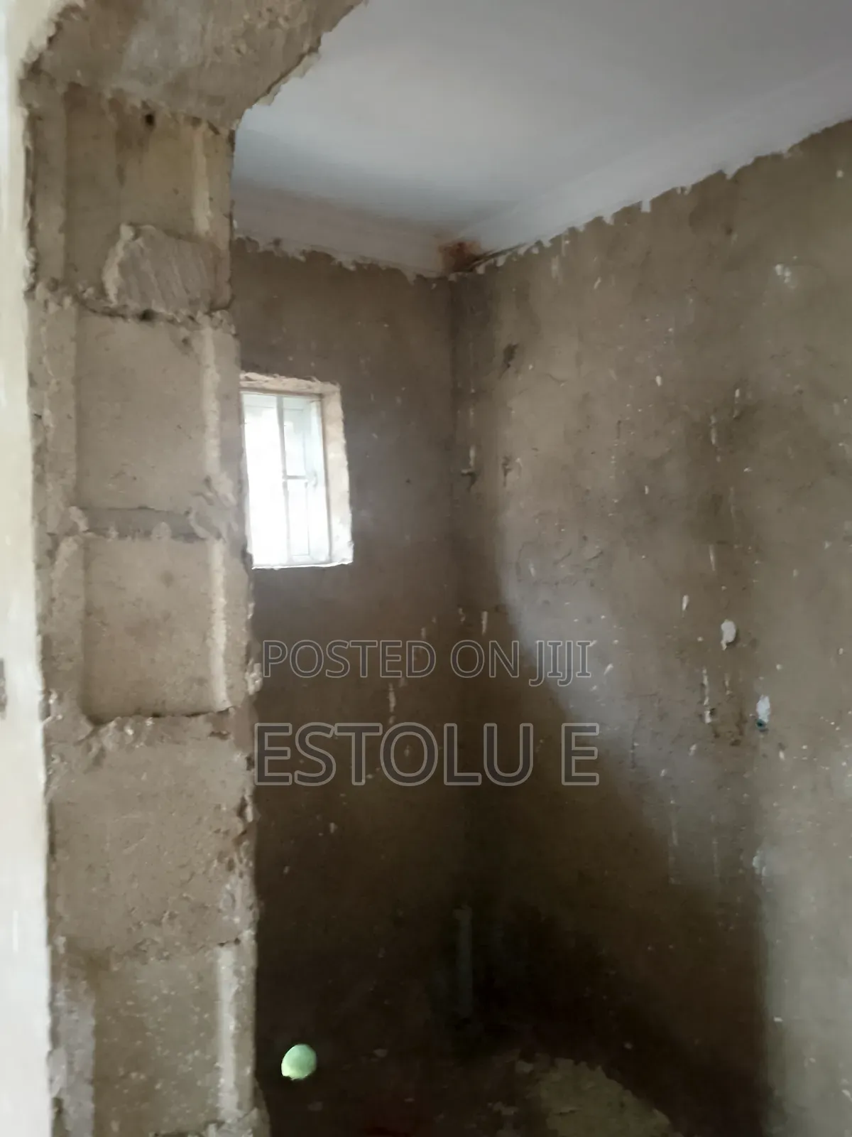 4bdrm Bungalow in G.R.A, Ilesa for sale