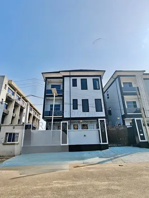 2bdrm Apartment in Opebi for sale