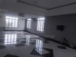 7bdrm Duplex in Ikeja Gra for rent