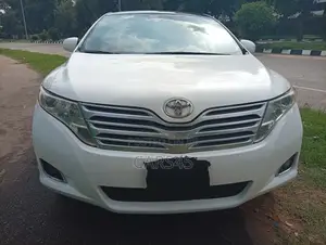 Toyota Venza 2010 White