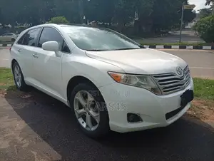 Toyota Venza 2010 White