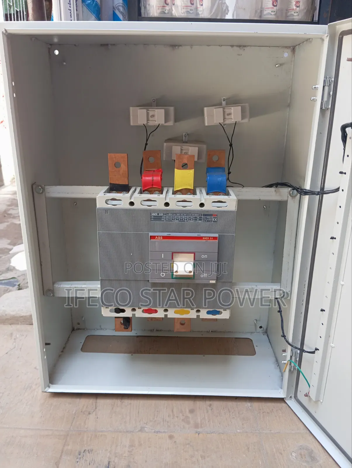 Main Switch Abb 800a 4pole Tmax Panel