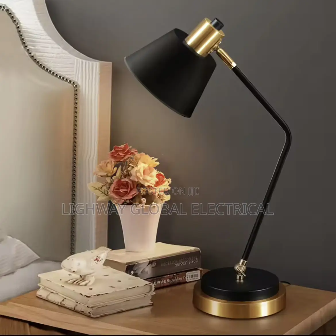 Iron Creative Nordic Flexible Desk Lamp