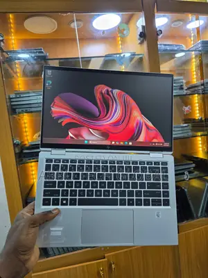 Laptop HP EliteBook x360 1040 G7 32GB Intel Core i7 SSD 256GB