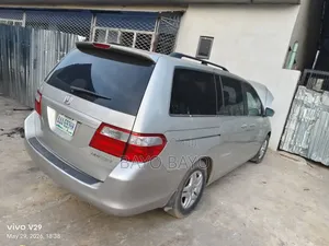 Honda Odyssey Touring 2008 Silver