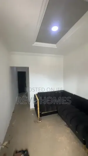 Mini Flat in Shomolu for rent
