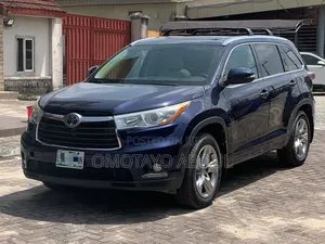 Toyota Highlander 2016 Black
