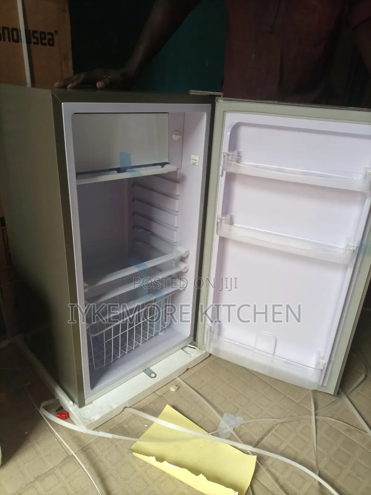 Original Snowsea Freezer Model 128