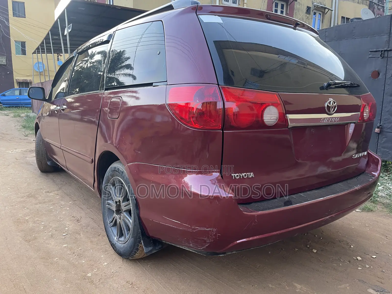 Toyota Sienna 2006 Burgundy