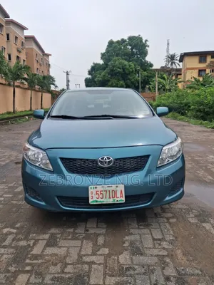 Toyota Corolla LE 4dr Sedan (1.8L 4cyl 4A) 2010 Green