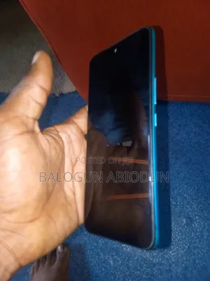 Infinix Hot 12 play 64 GB Blue