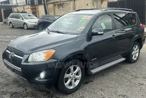 Toyota RAV4 Limited 2011 Green