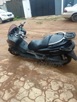 Yamaha Majesty 2010 Black