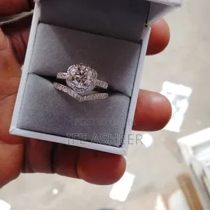 Classic Mossanite Diamond Stone Ladies Wedding Ring 0011 - Silver