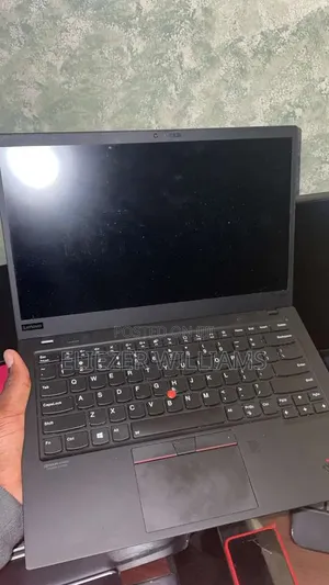 Laptop Lenovo ThinkPad T490s 8GB Intel Core i7 SSD 256GB