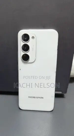 Tecno Spark 40 Pro+ 256 GB White